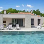 Villa Sabina - Santalezi