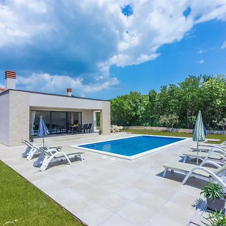 Sabina - Santalezi * Labin (Istria)