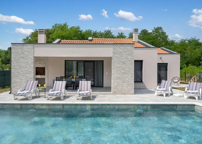 Sabina - Santalezi Villa Labin (Istria)